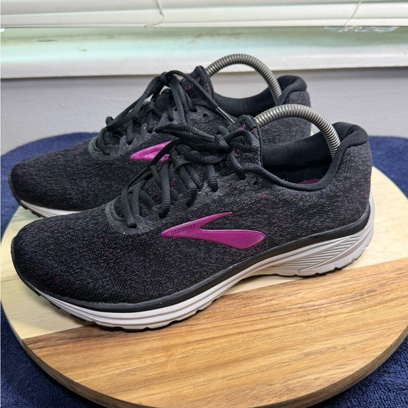 Brooks Women's Charcoal and Magenta Athletic Shoes (Women’s 10) - Picture 3 of 9